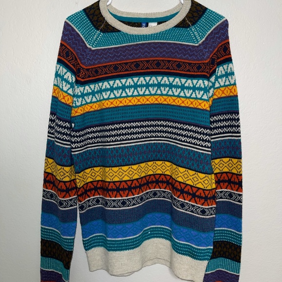H&M Sweater - Picture 2 of 5